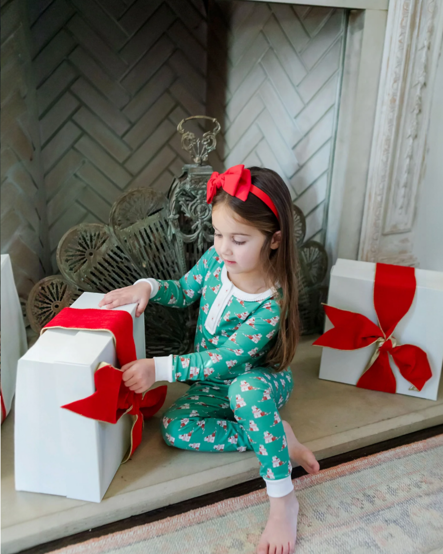 Alden Girls' Pajama Pant Set Santa's Helper