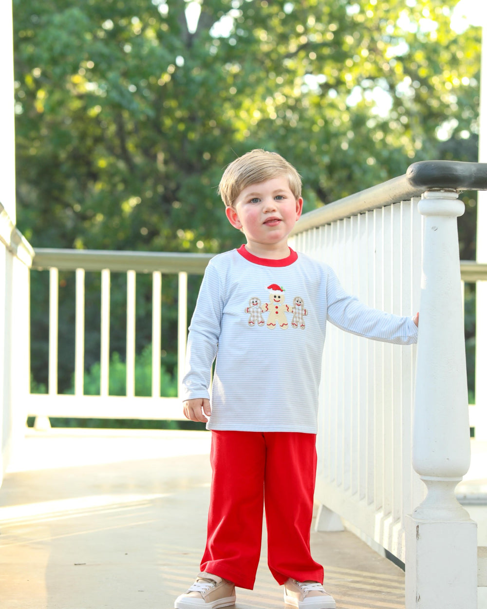 Gingerbread_Applique_Red_Blue_Boys_Pant_Set_That_Store_child