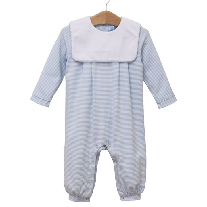 That Store light blue striped cotton romper for boys with a white collar and long sleeves on a wooden hanger