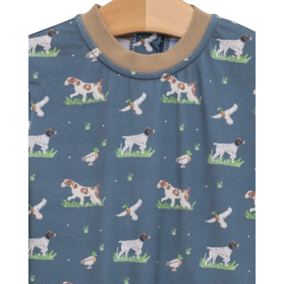 That Store green cotton romper featuring a hunting dog and duck print for baby boys