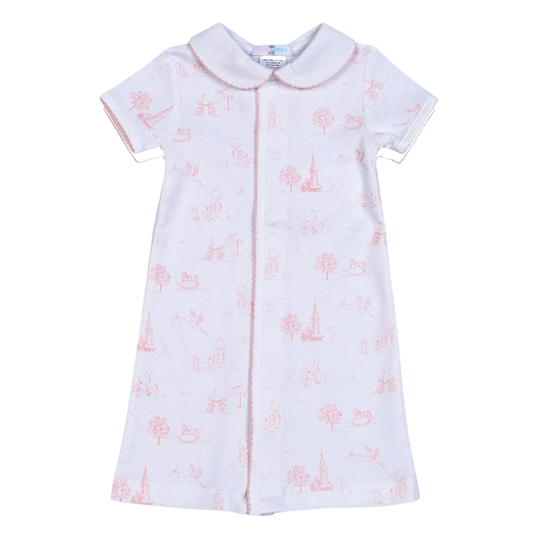That Store pink toile print Pima cotton baby girl day gown with a peter pan collar and front snap closure.
