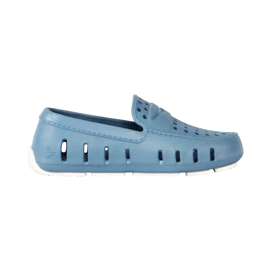 That Store Prodigy kids loafer in Spring Lake blue with white sole, made from lightweight, breathable EVA foam.