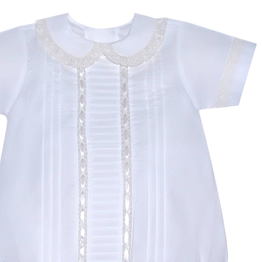 That Store white baby bubble romper featuring delicate ecru lace trim, pintuck details, and a classic Peter Pan collar.