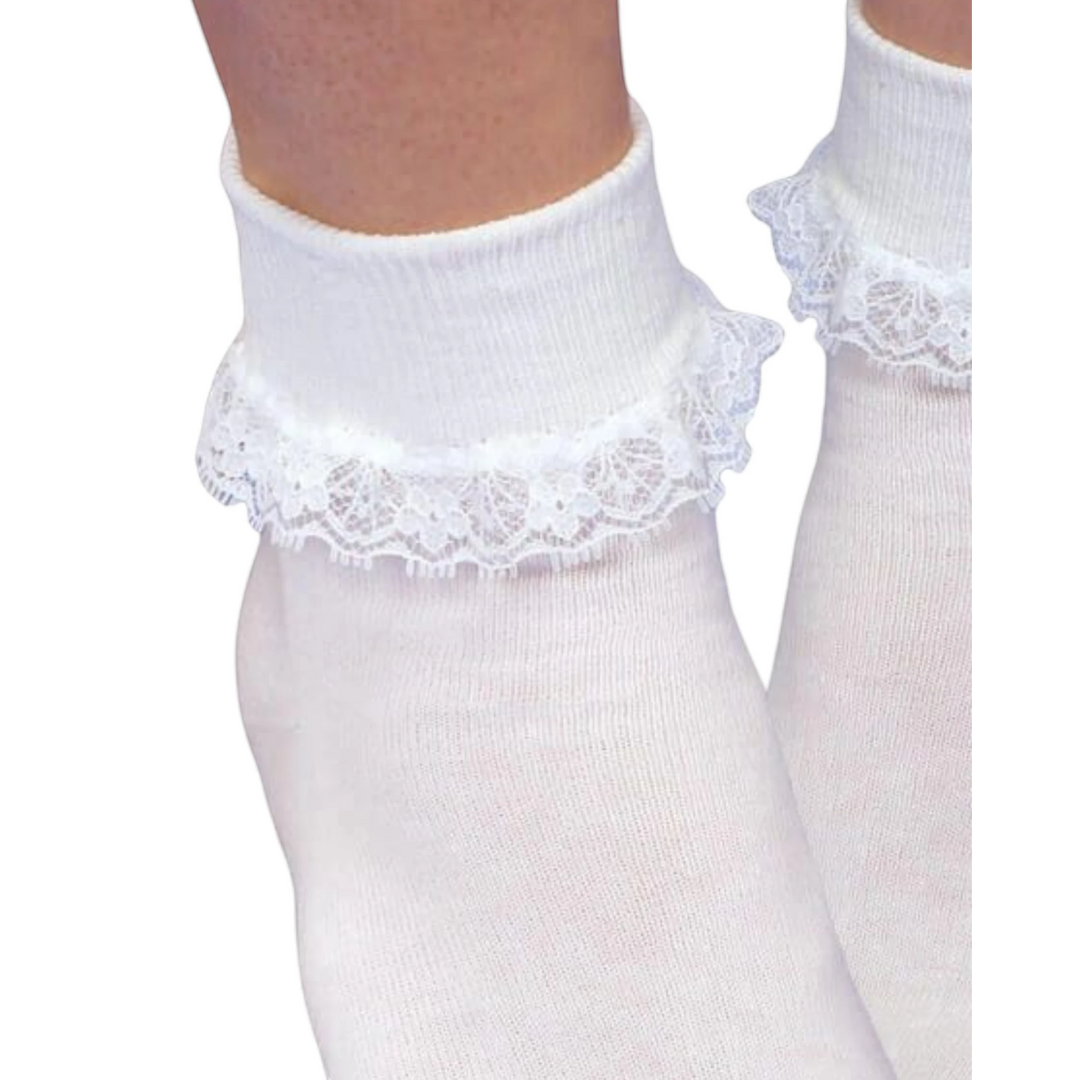 That Store white girls socks featuring a delicate floral lace turn cuff and smooth toe construction.