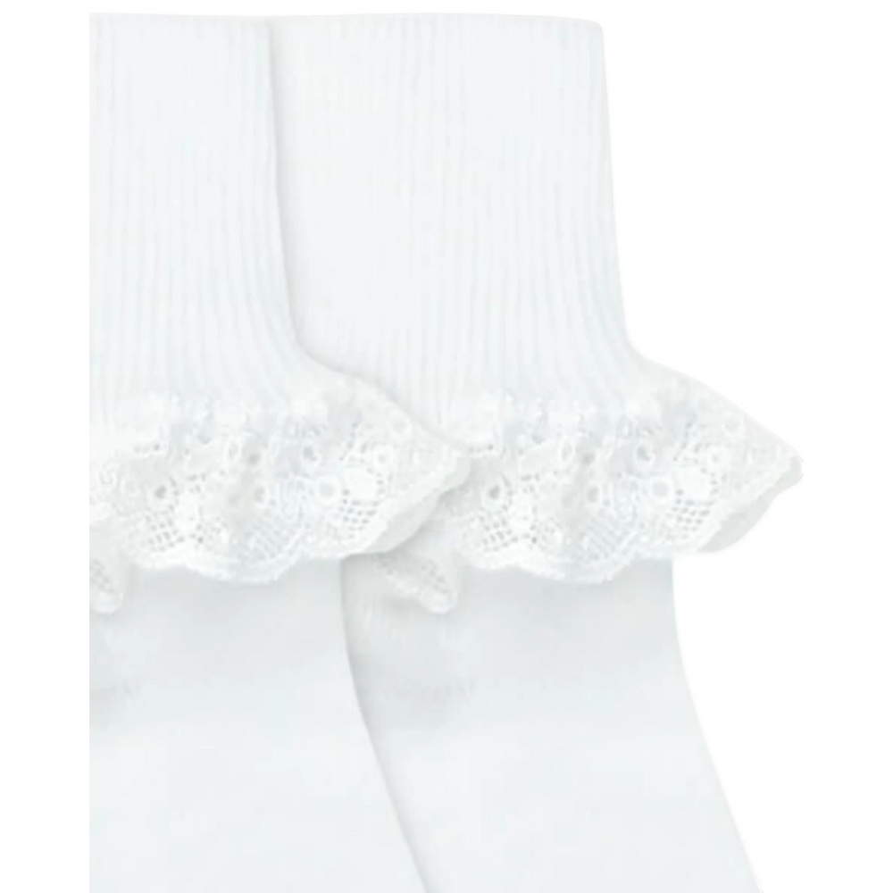 That Store white cotton turn cuff socks featuring delicate Chantilly lace trim and a comfortable seamless toe design.