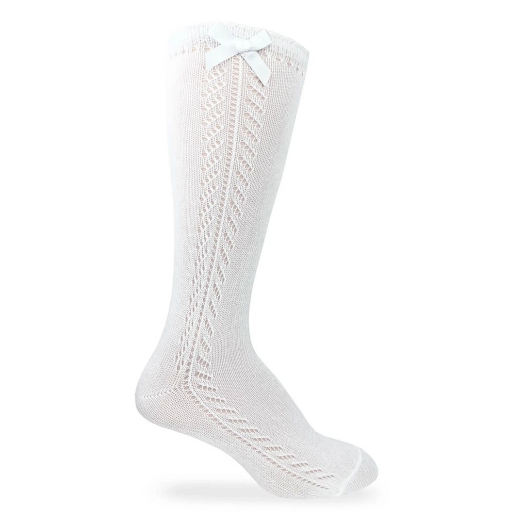 That Store white knee high socks for girls featuring a delicate pointelle knit pattern and a decorative side bow.