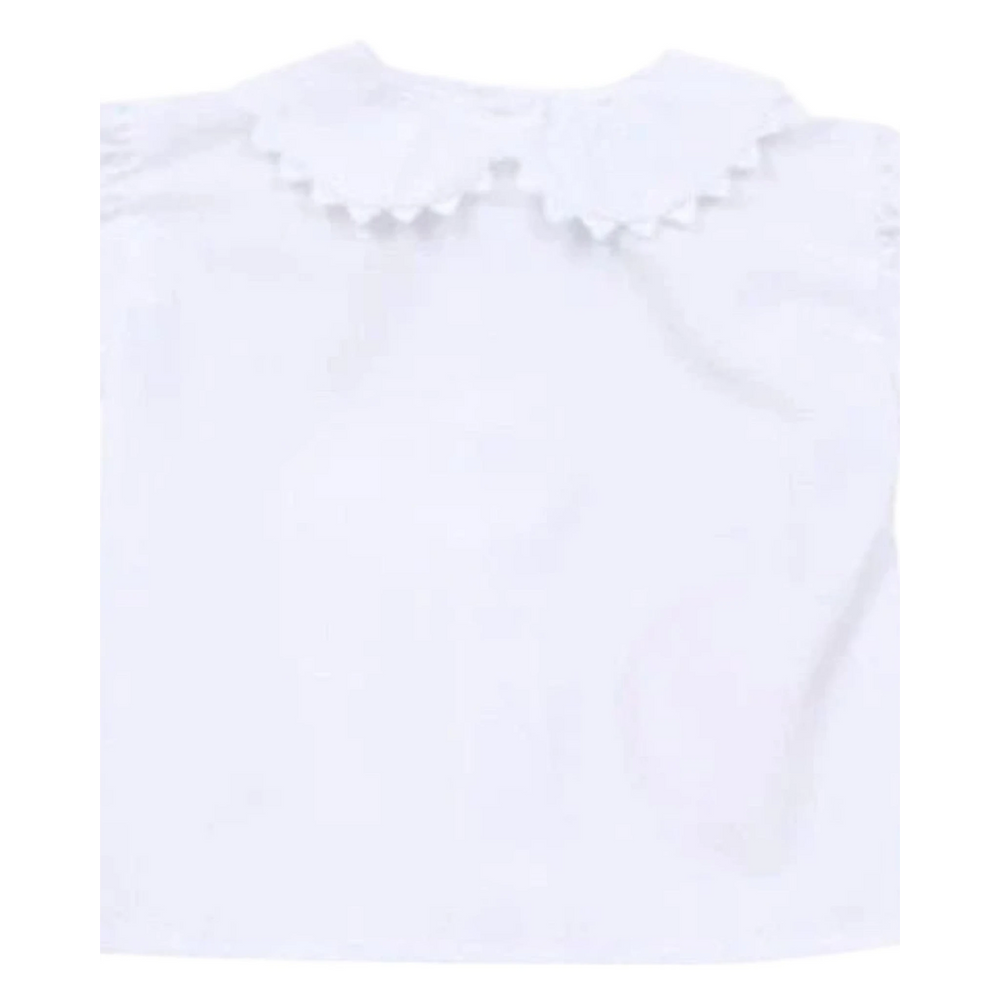 That Store Funtasia Too white short sleeve blouse featuring a scalloped Peter Pan collar with delicate ric rac trim.